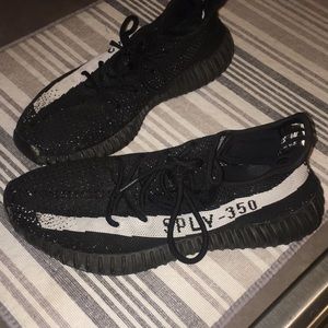 Yeezy 350.